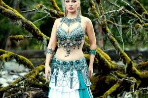 Alice Morocco — Танец с саблями — Портфолио №4