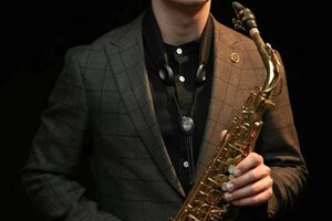 Эдуардович Гоголев Эдуард — Прайс-лист; Выступление музыканта (60 мин) - 7000 р; Фуршет, встреча гостей (30 мин) - 5000 р; Музыкальное поздравление... — Портфолио №1