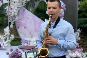 Эдуардович Гоголев Эдуард — Прайс-лист; Выступление музыканта (60 мин) - 7000 р; Фуршет, встреча гостей (30 мин) - 5000 р; Музыкальное поздравление... — Портфолио №18