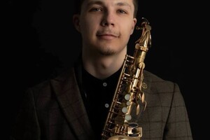 Эдуардович Гоголев Эдуард — Прайс-лист; Выступление музыканта (60 мин) - 7000 р; Фуршет, встреча гостей (30 мин) - 5000 р; Музыкальное поздравление... — Портфолио №5