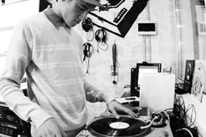 Корпорация диджеев — Портфолио №3