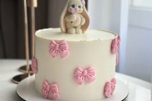 Петровна Петренко Анастасия — Торт; 2 кг; С данным оформлением 4800 — Портфолио №3