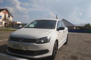 учебный автомобиль volkswagen polo — Пруглов Андрей Николаевич