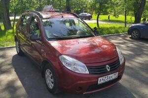 Renault Sandero 2010 1.4 МКПП — Пудрин Максим Сергеевич