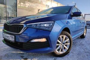 В данный момент я обучаю на автомобиле Skoda Rapid — Буравов Михаил Юрьевич