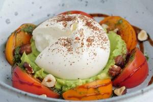 Burrata/avocado/tomatoes — Граченко Дмитрий Витальевич