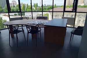 Авдулов Владислав Святославович — Такой вот столик собрали ,классно выглядит ,прекрасный вид на город :-*хорошее место для работы . — Портфолио №13