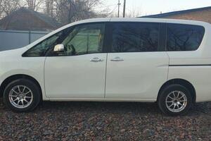 Корбут Виталий Викторович — Минивен Nissan Serena 2015 — Портфолио №2