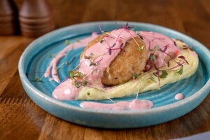 Куркин Александр Владиславович — Крабовая котлета сг свекольным муссом — Портфолио №4