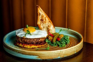 Куркин Александр Владиславович — Бифштекс с яйцом — Портфолио №9