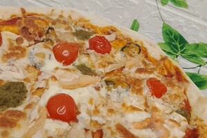 Захраи Ангелина Сейед Кямал — Пицца с морепродуктами- с соусом песто — Портфолио №19