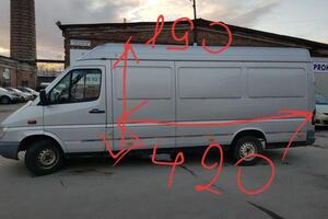 Mercedes Benz Sprinter 313 CDI, внутри обшит деревом. — Абрамов Александр Викторович