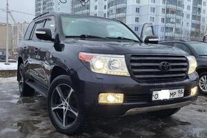 Toyota Land Cruiser 200 — Тютерев Антон Андреевич