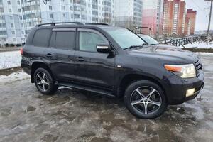 Toyota Land Cruiser 200 — Тютерев Антон Андреевич