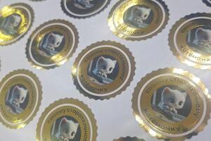 Разработка и изготовление наклеек с плоским фольгированием — Ртищева Дарья Денисовна