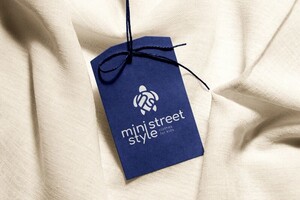 Зацепина Виктория Александровна — Логотип для бренда детской одежды — Портфолио №3