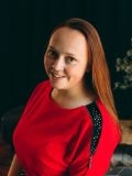 Манеркина Ксения Дмитриевна — дизайнер, копирайтер (Омск)