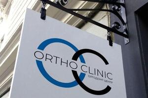 Разработка логотипа для ортодонт центра Ortho clinic — Мадатова Эрика Эрнестовна