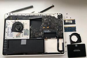 Модернизация macbook 2010; Замена hdd на ssd; Установка доп оперативной памяти; Чистка ноутбука в подарок — Рубцов Илья Игоревич