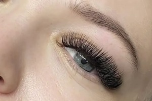 Портфолио №1 — Top Lashmaker Yana