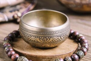 Леонтьева Олеся Юрьевна — Услуга начинается и заканчивается звучанием тибетской поющей чаши — Портфолио №1