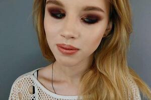 Вечерний макияж smoky eyes — Швецова Мария Николаевна