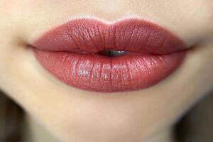 LIPS PERMANENT MAKE-UP?; Permanent make-up сразу после процедуры губы ярче .. заживают мягким бархатом, эффекта хватает... — Звягинцева Алена Рафиковна