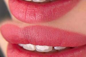 WOOW LIPS ?; Перманентный макияж губ #перманентныймакияжмосква; С помощью перманентного макияжа можно сделать губы... — Звягинцева Алена Рафиковна