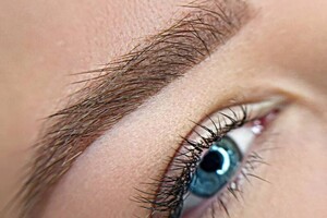 Бабина Анна Геннадиевна — Пудровое напыление бровей — Портфолио №1