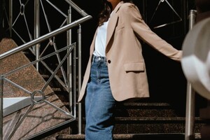 Беспамятная Виктория Александровна — прогулочная фотосессия в городе — Портфолио №6