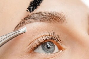 Дидимова Виктория Петровна — Оформление и окрашивание бровей краской или хной — Портфолио №8