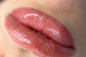 Горелова Софья Павловна — Перманентный макияж губ — Портфолио №2