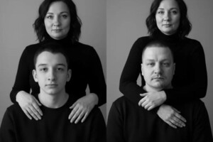 Калинина Екатерина Викторовна — Минималистичный студийный черно-белый портрет — Портфолио №9