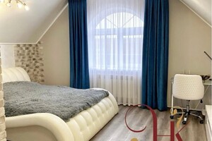 Клименко Наталья Владимировна — Шторы в комнату подростка. — Портфолио №1