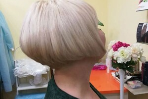 Окрашивание(осветление +тонирование)-2.500+стрижка карэ 500р. — Комнино-Варваци Ольга Николаевна