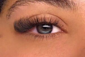 Кучукова Алёна Сергеевна — Наращивание ресниц — Портфолио №12