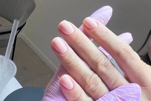 Птащенко Полина Владимировна — Комбинированный маникюр с укреплением гелем — Портфолио №19