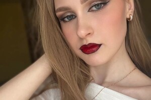 Рыковская Анастасия Алексеевна — Дерзкий, вечерний макияж. Подойдет для тех, кто хочет выделиться и подчеркнуть свою неотразимость ???; Также можно... — Портфолио №14