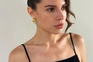 Тумасян Карина Сергеевна — Высокий,гладкий пучок — Портфолио №4