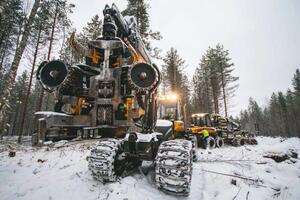 Рекламная съёмка техники Ponsse. Снято для Promaco, Карелия, 2017-2018 — Леготин Артем