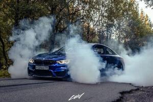 Фотосессия Авто BMW M4 — Лозинский Александр Андреевич