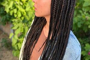 Афрокосы boxbraids. Более толстые у основания и тонкие концы — Осипова Раиса Сергеевна