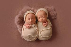 Newborn двойня; Фото дома — Романова Яна Георгиевна