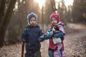 Детская фотопрогулка в парке, Ростислав и Регина — Тюляндина Екатерина Юрьевна