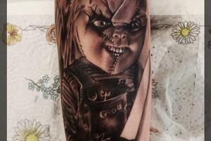 Татуировка в стиле реализм, на плече — Subbota tattoo