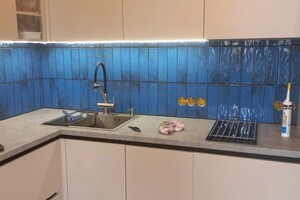 Укладка плитка на фартук — Содиков Авазбек Акрамкулович