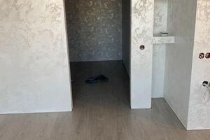 Ламинат и декоративные краски — Бобоев Сафар Мирзоевич