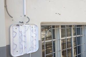 Монтаж световой вывески с подключением к электричеству. — Лебедев Руслан Вячеславович