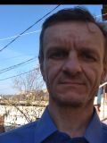 Гайворонский Виталий Владимирович — стекольщик, мастер на все руки, отделочник (Крым)