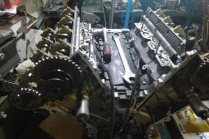 Установка ГБЦ на V8 — Исаев Талех Халилович